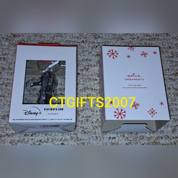 Star Wars The Mandalorian Hallmark Christmas Tree Ornament with the EXTRA SLEEVE - Picture 3 of 9